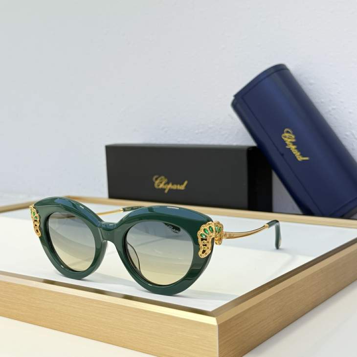 Picture of Chopard Sunglasses _SKUfw74776557fw